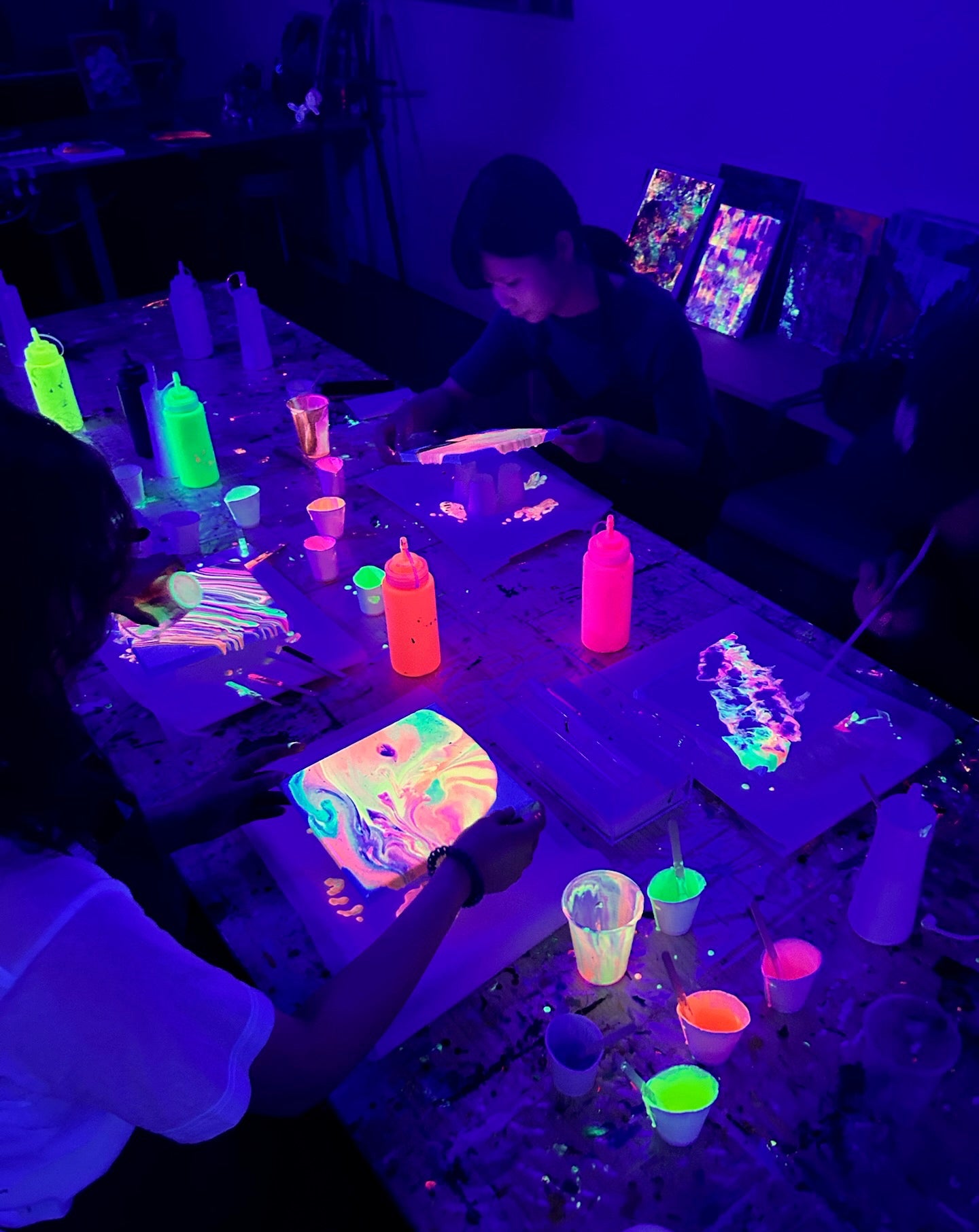 2026/07/20(月) 19:00-20:30 | 池袋 | 夜アート|フルイドアートナイト